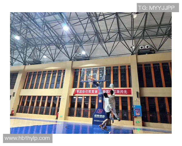 抱篮球的热情与梦想在每一次投篮中绽放出无限可能